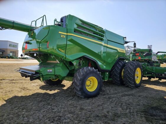 2024 John Deere X9 1000 - Image 3