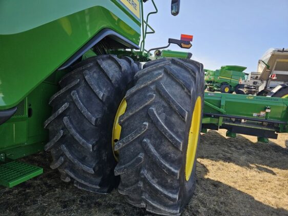 2024 John Deere X9 1000 - Image 9