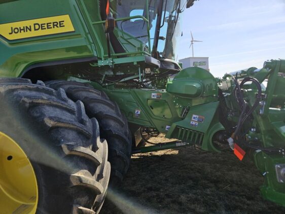 2024 John Deere X9 1000 - Image 6
