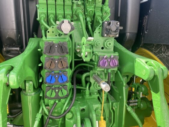 2024 John Deere 6R 215 - Image 21