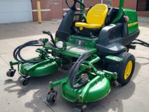 2013 John Deere 7400