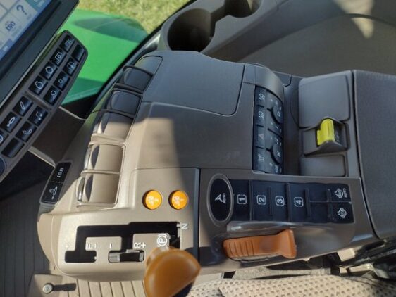 2020 John Deere 9620RX - Image 8