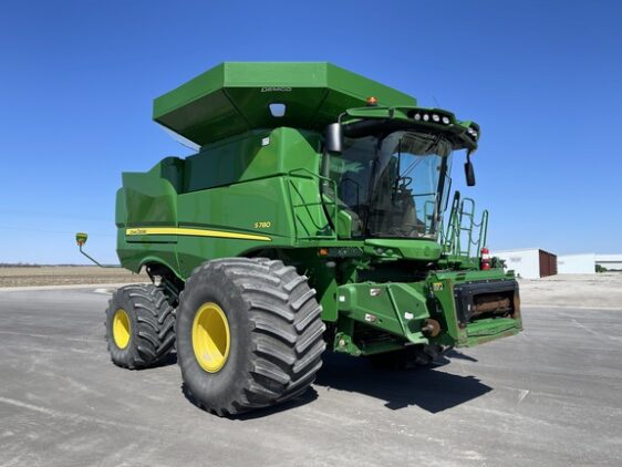 2019 John Deere S780