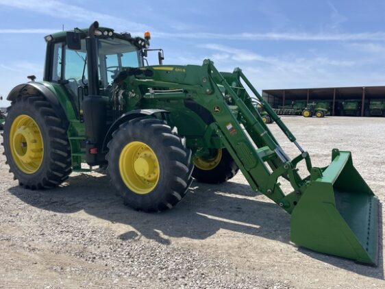 2023 John Deere 6155M - Image 2