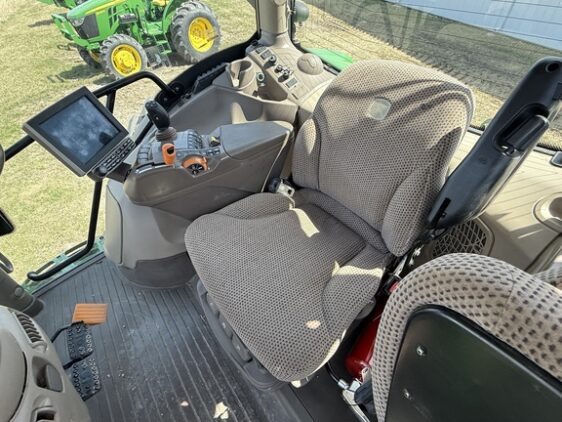 2019 John Deere 6155R - Image 14