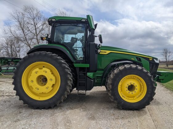 2024 John Deere 8R 410 - Image 6