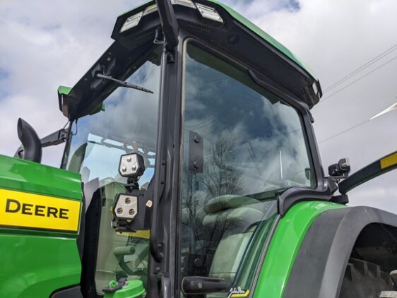 2024 John Deere 8R 410 - Image 18