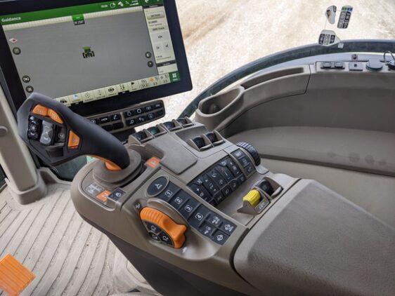 2024 John Deere 8R 410 - Image 24