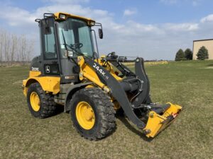 2017 John Deere 244K-II