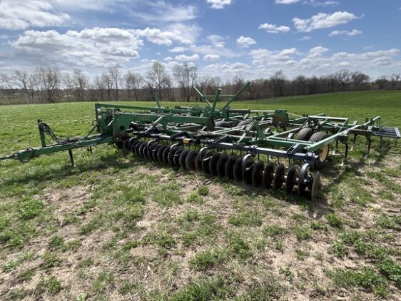1997 John Deere 726