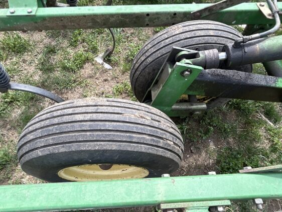 1997 John Deere 726 - Image 17