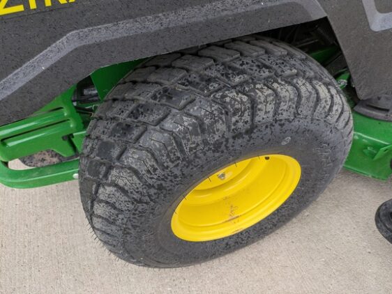 2024 John Deere Z515E - Image 8