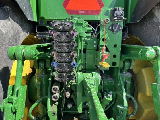 2021 John Deere 8R 370 - Image 19