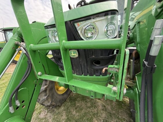 2012 John Deere 6125R - Image 17
