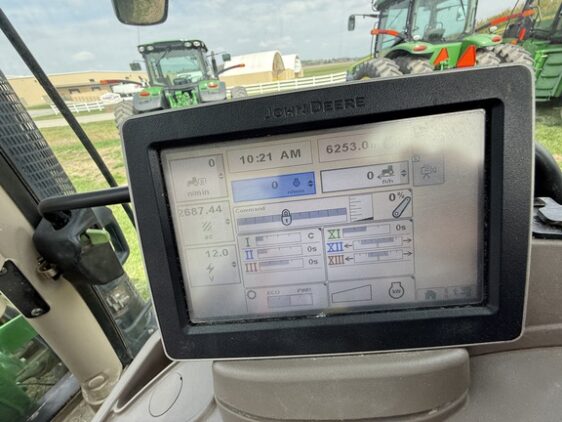 2012 John Deere 6125R - Image 22