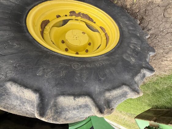 2012 John Deere 6125R - Image 24
