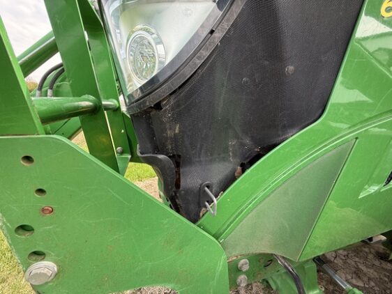 2012 John Deere 6125R - Image 26