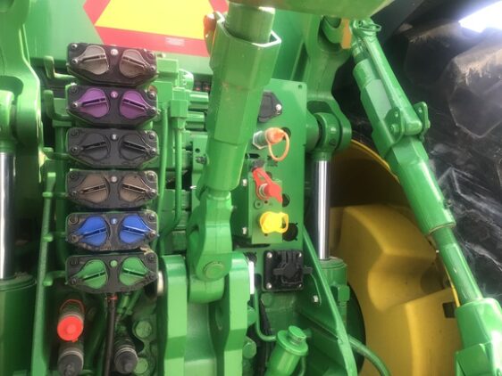 2023 John Deere 8R 310 - Image 27