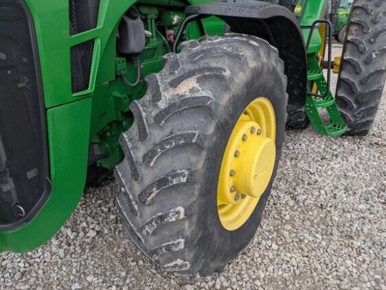 2010 John Deere 8245R - Image 12