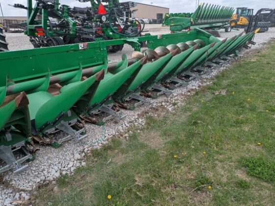 2021 John Deere C12R