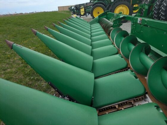 2021 John Deere C12R - Image 13