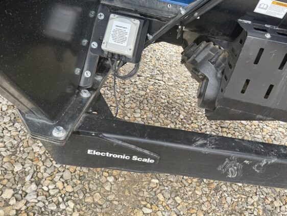2022 Kinze 1521 - Image 11