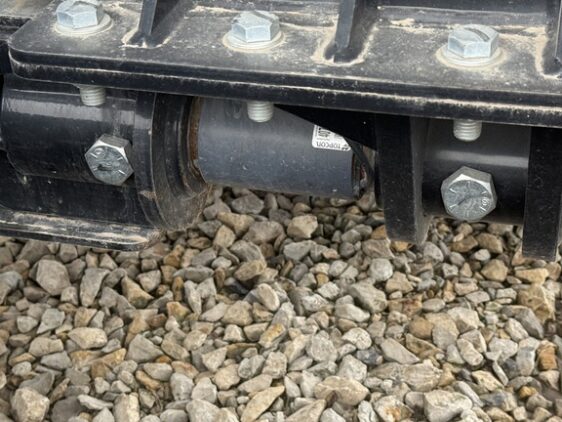 2022 Kinze 1521 - Image 20