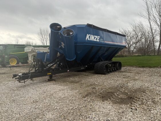 2022 Kinze 1521