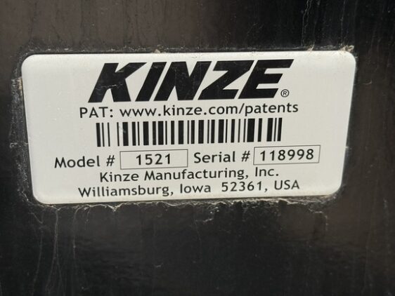 2022 Kinze 1521 - Image 21