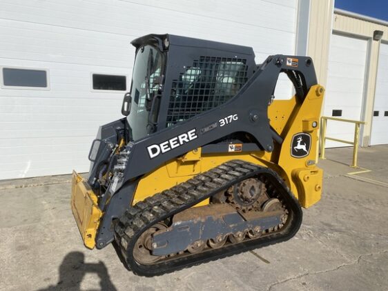 2023 John Deere 317G
