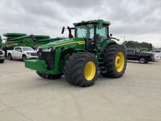 2023 John Deere 8R 370