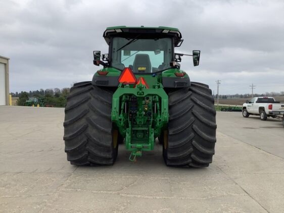 2023 John Deere 8R 370 - Image 4