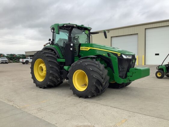 2023 John Deere 8R 370 - Image 7