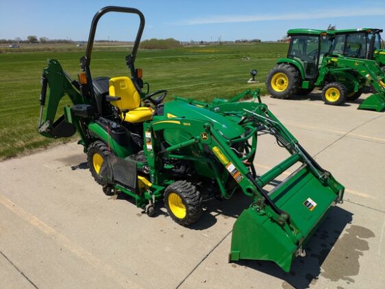 2019 John Deere 1025R - Image 5