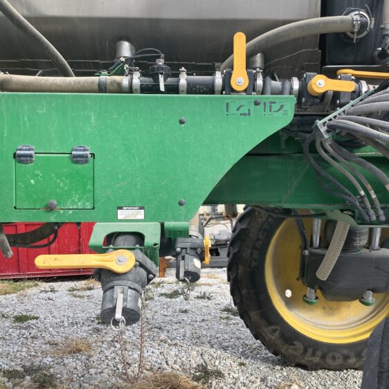 2019 John Deere R4038 - Image 15