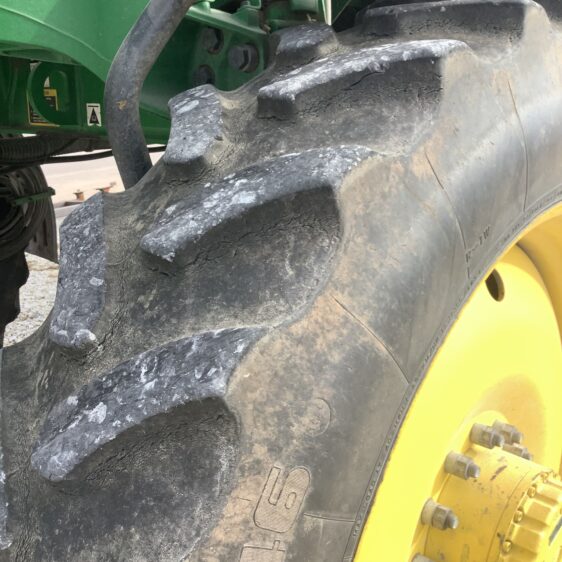 2019 John Deere R4038 - Image 11