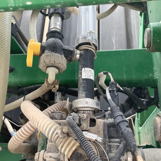 2019 John Deere R4038 - Image 4