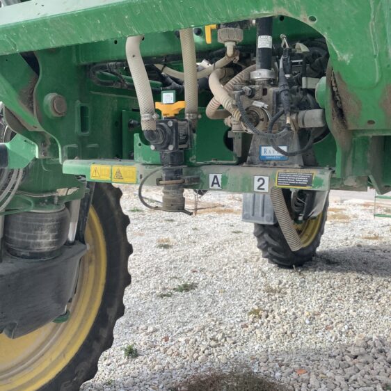 2019 John Deere R4038 - Image 22