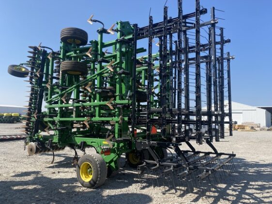2022 John Deere 2330 - Image 2