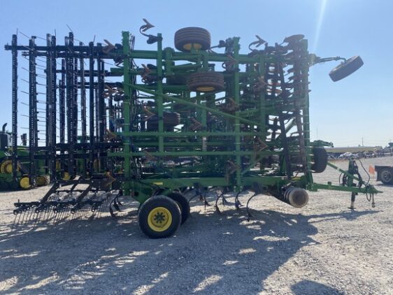 2022 John Deere 2330 - Image 6