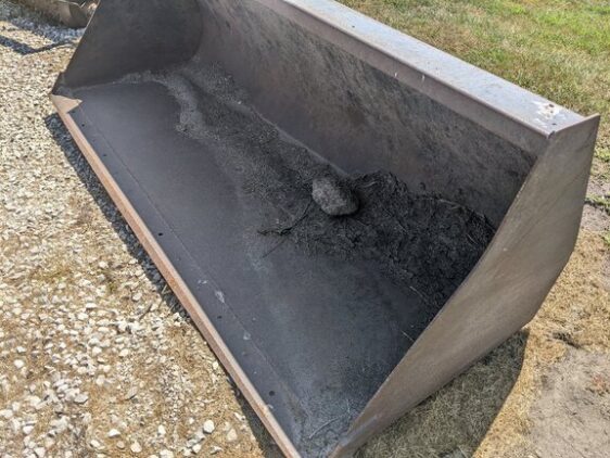 2012 John Deere SNOW BUCKET