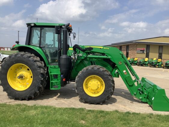 2023 John Deere 6155M - Image 3