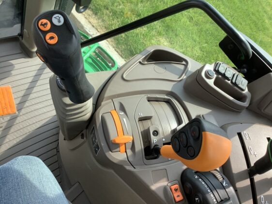 2023 John Deere 6155M - Image 17
