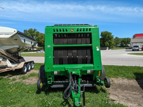 2022 John Deere 560M - Image 7
