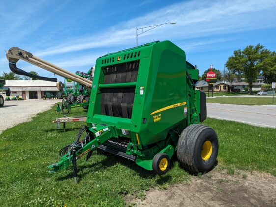 2022 John Deere 560M