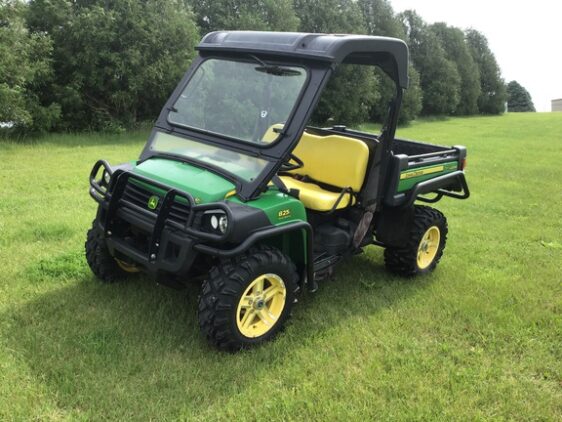 2016 John Deere XUV 825i