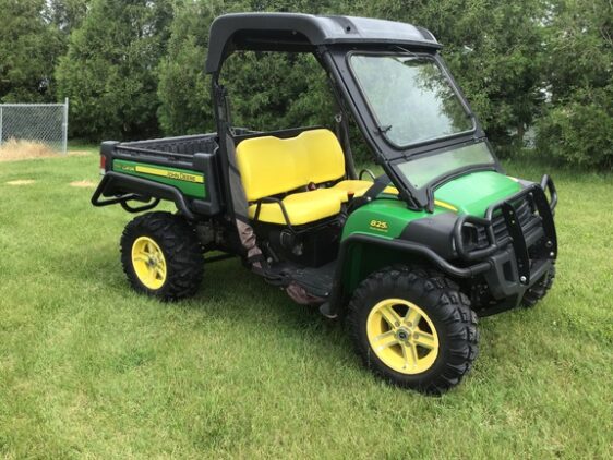 2016 John Deere XUV 825i - Image 2