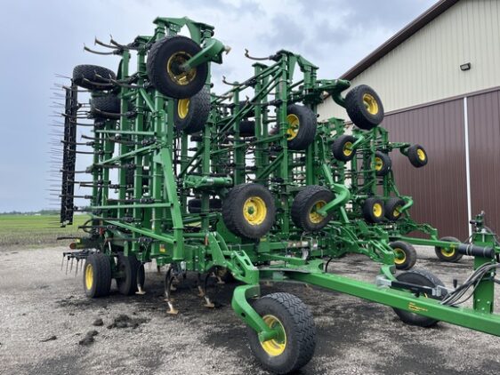 2024 John Deere 2230 - Image 2