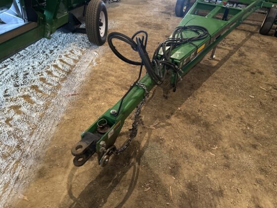 2004 John Deere 2210 - Image 29