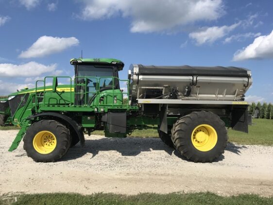 2022 John Deere 800R - Image 3